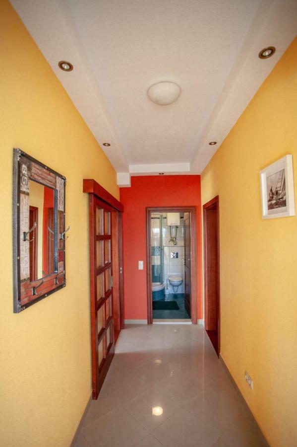 Dispet Apartment Dugi Rat Bagian luar foto