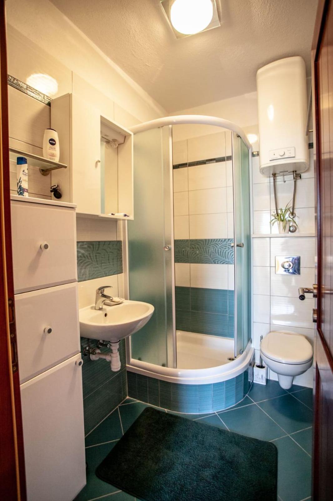 Dispet Apartment Dugi Rat Bagian luar foto