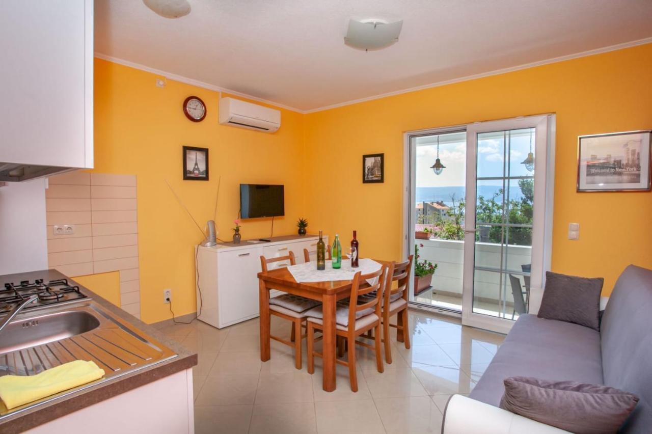 Dispet Apartment Dugi Rat Bagian luar foto